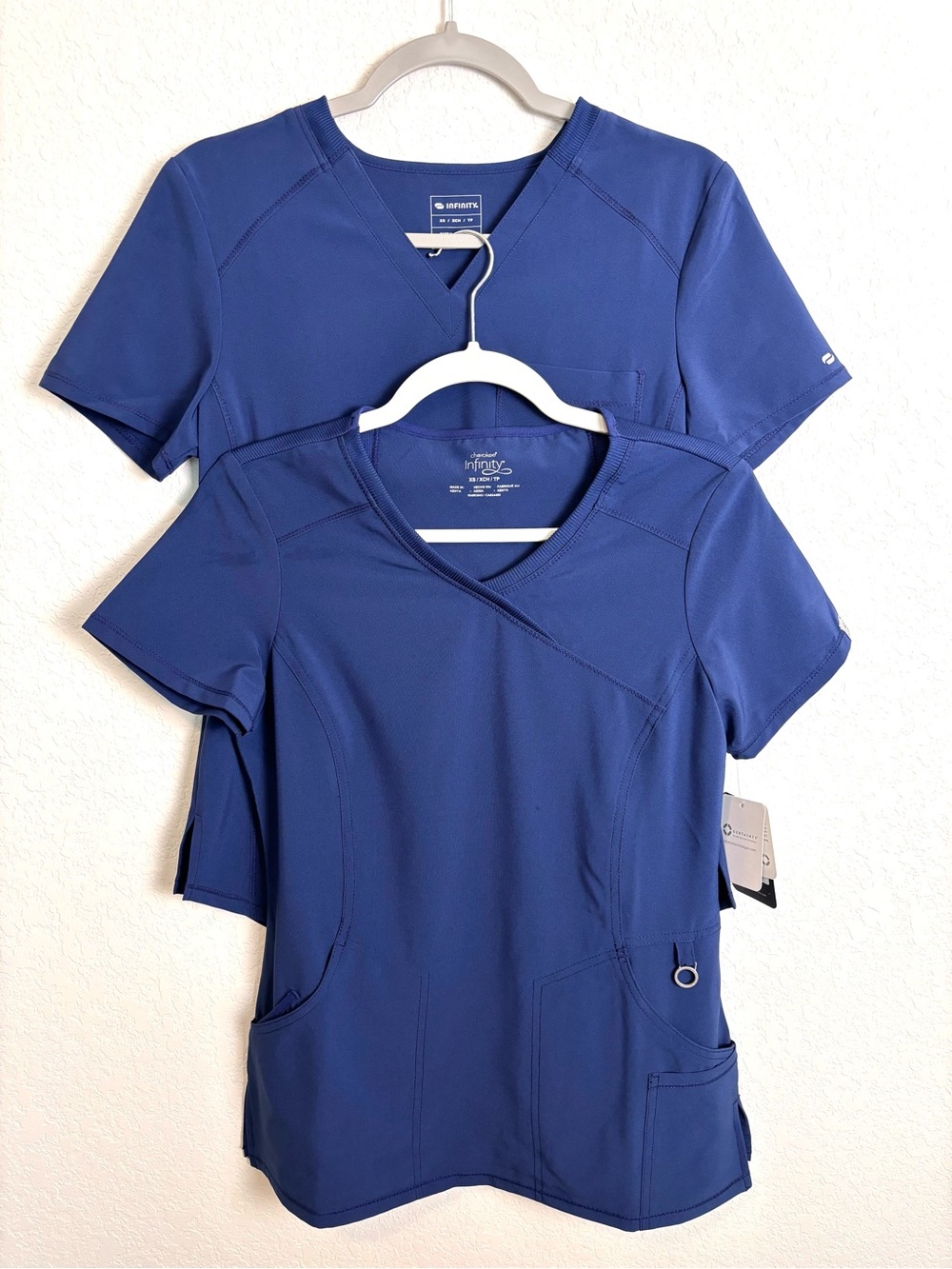 Cherokee Infinity Navy Blue Scrub Tops Women’s XS Uniform Healthcare Nurse